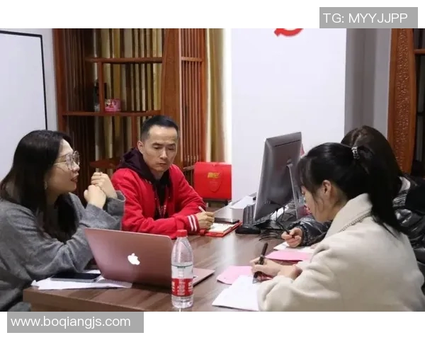 广州足球队的转型之路:从辉煌到重生的纪实探索与反思 广州足球队的转型之路:从辉煌到重生的纪实探索与反思