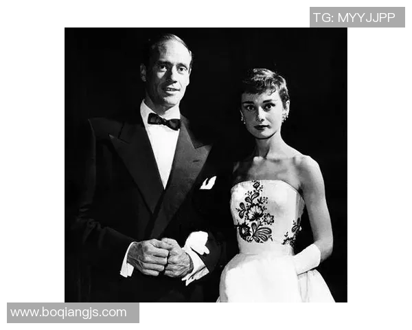 足球明星与女明星的浪漫故事揭示了爱情与事业的交织之美