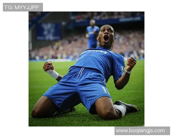 足球明星滑腿动作揭秘:如何在比赛中巧妙运用提升技术与观赏性 足球明星滑腿动作揭秘:如何在比赛中巧妙运用提升技术与观赏性