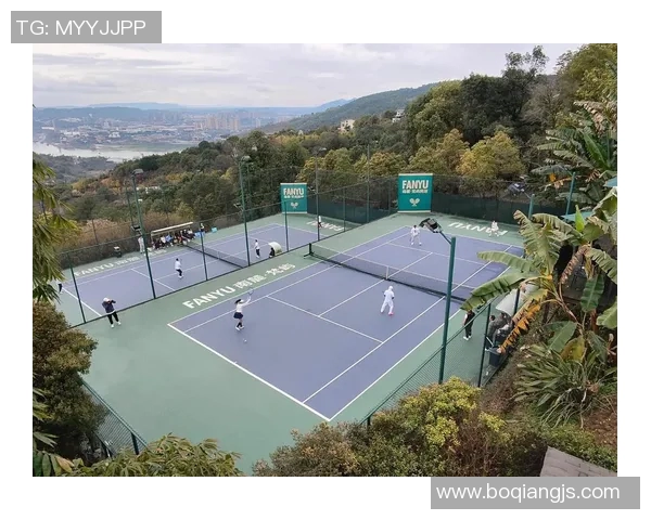 重庆网球队的成长历程与杯赛征战背后的奋斗与坚持 重庆网球队的成长历程与杯赛征战背后的奋斗与坚持