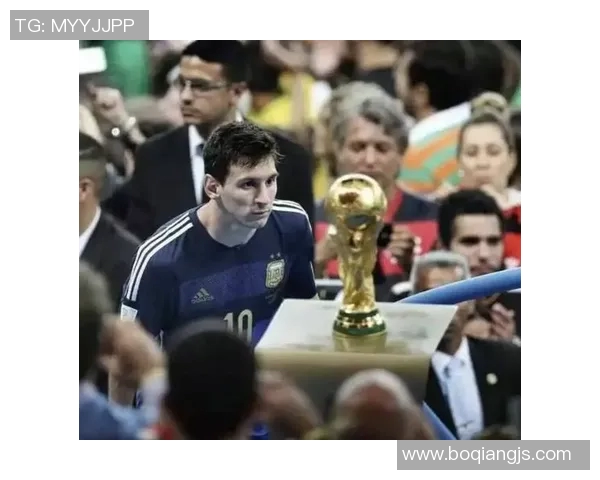 2016年退役足球明星回顾与他们的传奇职业生涯的精彩瞬间 2016年退役足球明星回顾与他们的传奇职业生涯的精彩瞬间