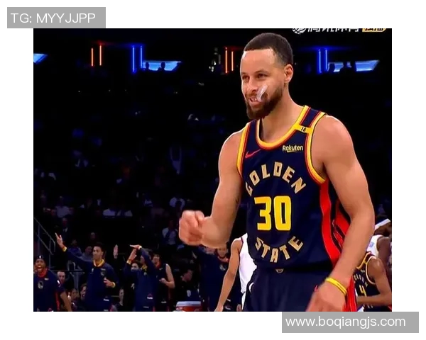 微笑足球明星盘点：那些用笑容征服球迷的传奇球员